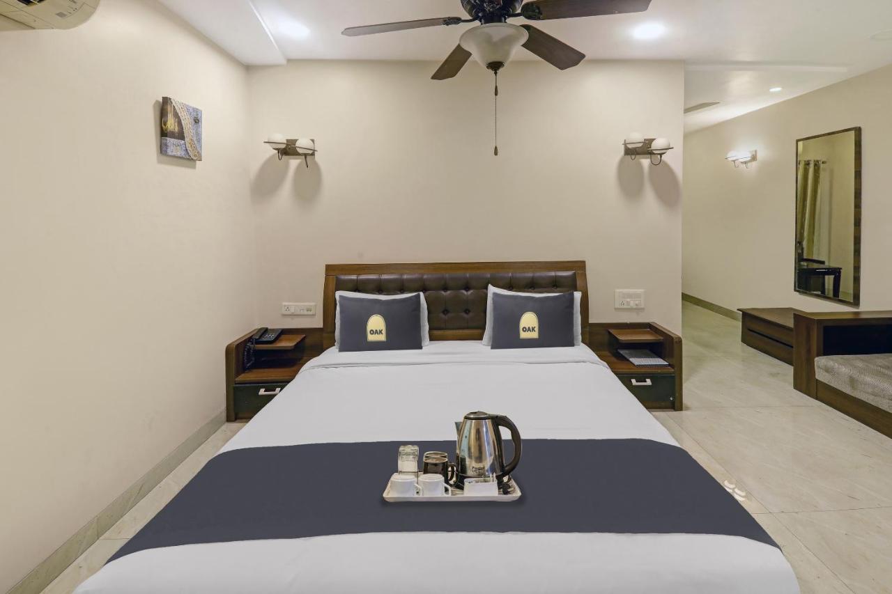 Townhouse Oak Hotel The Sudesh Rāipur Exterior foto